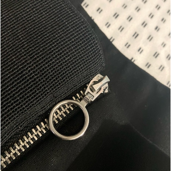 Zara Black Thick Leggings with Front Zippers Trafaluc Collection Size:Large - Picture 5 of 8